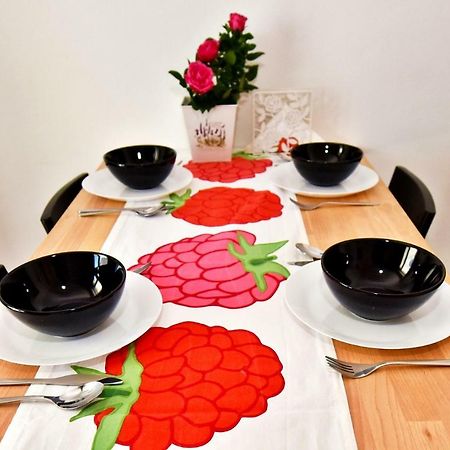 נובליה Apartments Villa Milenka מראה חיצוני תמונה