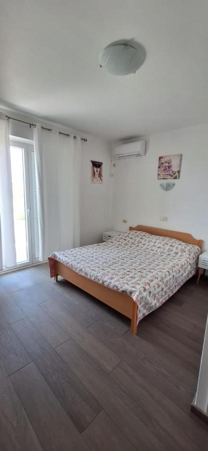 נובליה Apartments Villa Milenka מראה חיצוני תמונה