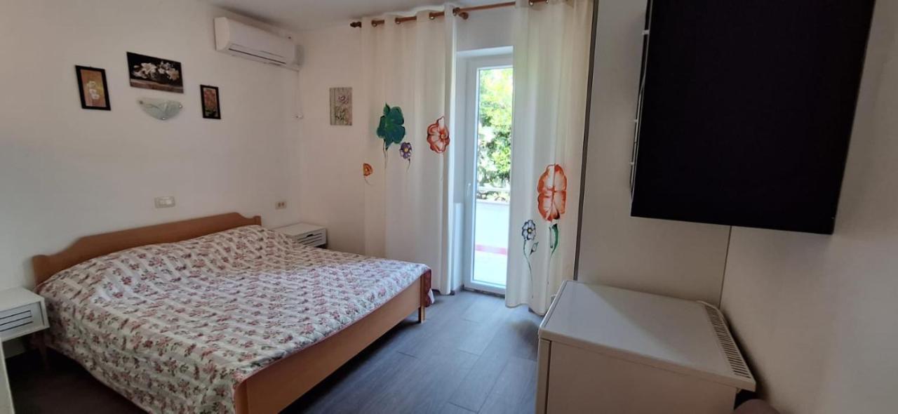 נובליה Apartments Villa Milenka מראה חיצוני תמונה