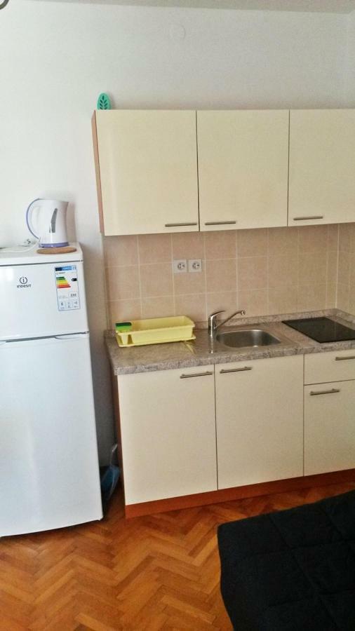 נובליה Apartments Villa Milenka מראה חיצוני תמונה