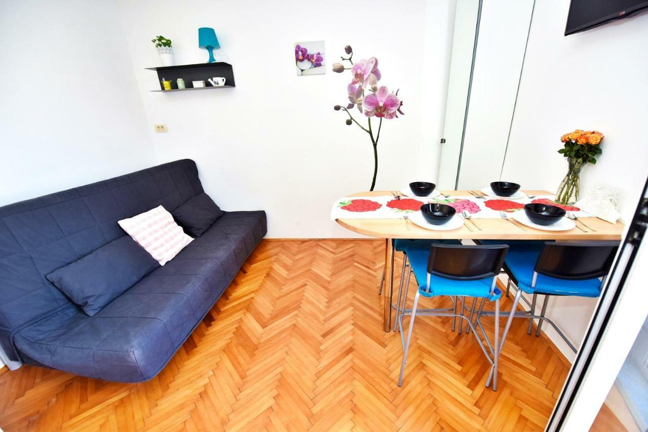 נובליה Apartments Villa Milenka מראה חיצוני תמונה