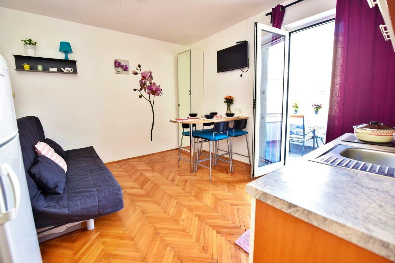 נובליה Apartments Villa Milenka מראה חיצוני תמונה