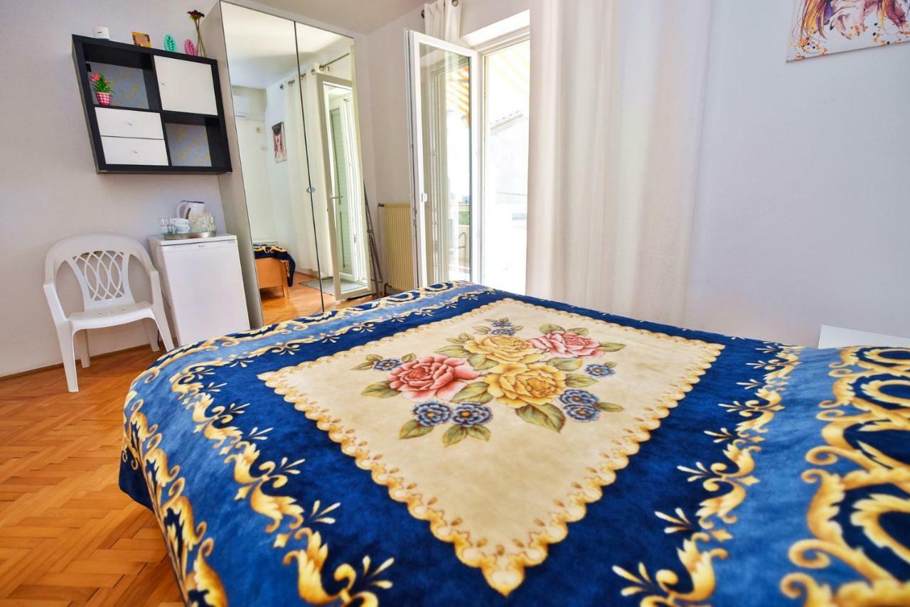 נובליה Apartments Villa Milenka מראה חיצוני תמונה