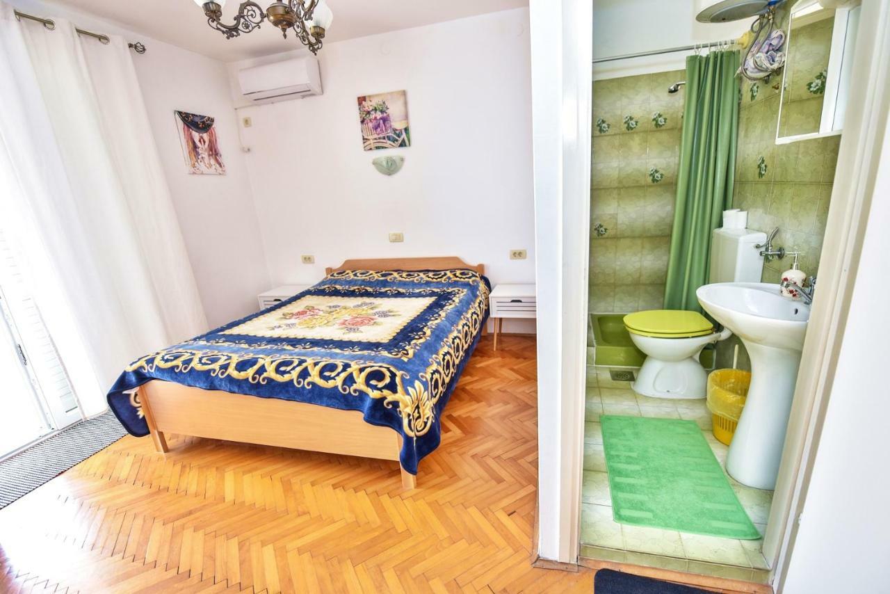 נובליה Apartments Villa Milenka מראה חיצוני תמונה